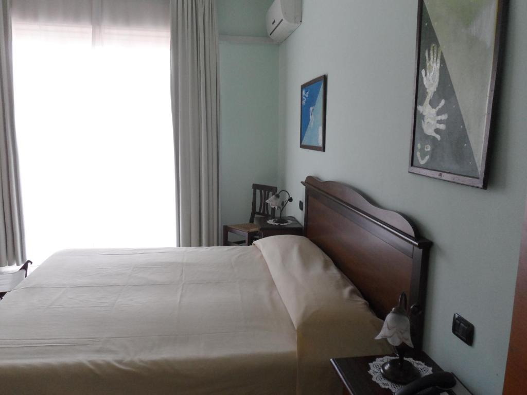 Fiumefreddo Hotel Fiumefreddo di Sicilia Habitación foto